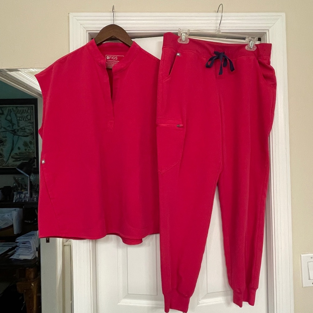 Figs Large Ultra Rose set